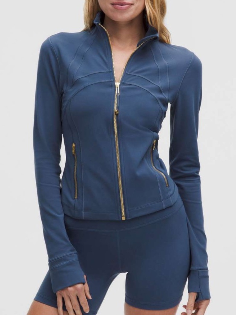 Lululemon Define Cropped Jacket *Nulu
Blue Twill / Gold / Gold Size 8
